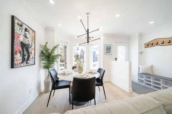 340 Lauder AVE, Toronto C03, ON M6E 3H8