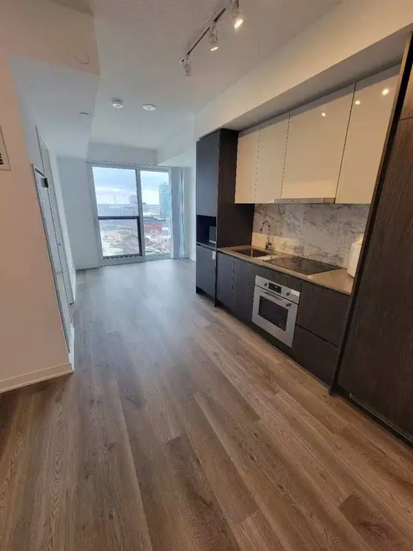 180 FRONT ST E #2005, Toronto C08, ON M5A 0A9