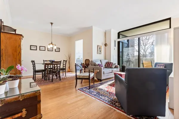 86 Gloucester ST #503, Toronto C08, ON M4Y 2S2