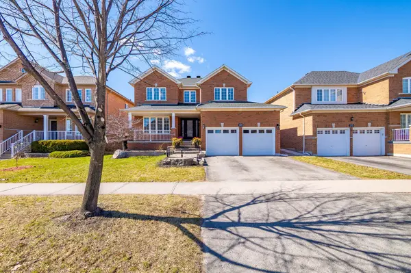 269 Huntington CRES, Clarington, ON L1E 3J3