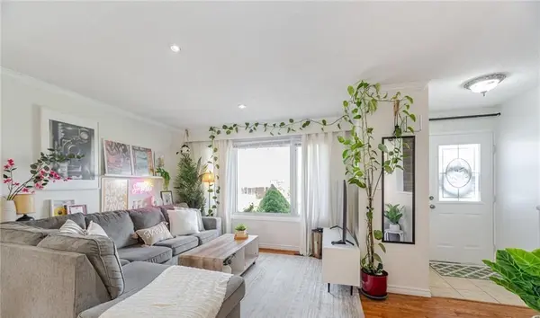 232 Durham ST, Oshawa, ON L1J 5R3