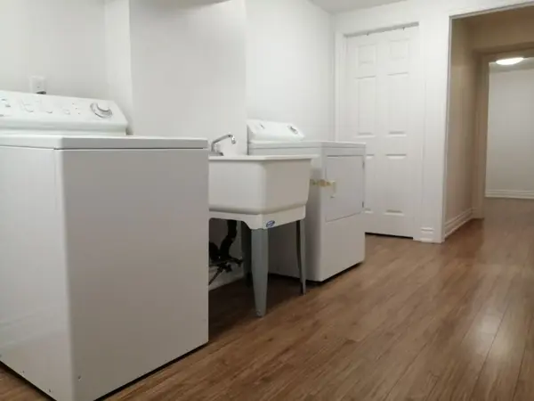 3 Brookwood DR #Bsmt #2, Richmond Hill, ON L4S 1E8