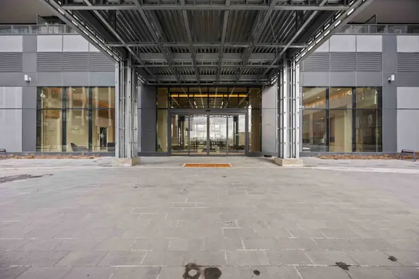 8960 Jane ST #519, Vaughan, ON L4K 0N9