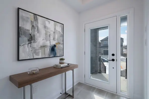 20 Ranch TER, Barrie, ON L9J 0C2