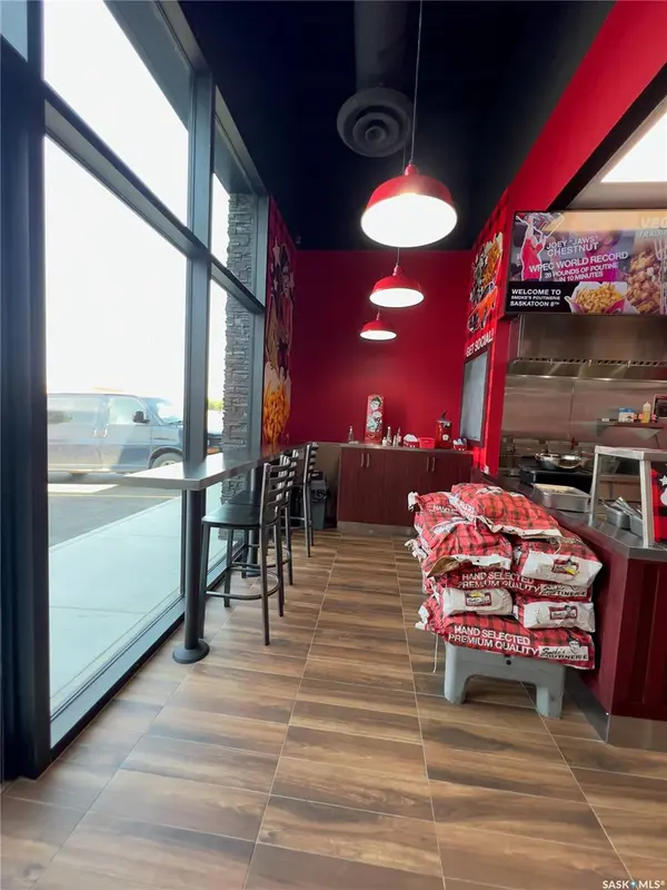 1920 8th STREET E, Saskatoon, SK S7H 0T7