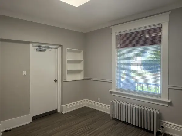 69 King ST W, Caledon, ON L7E 1A2