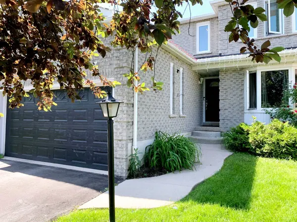 185 Blackfoot TRL S, Mississauga, ON L5R 2G5