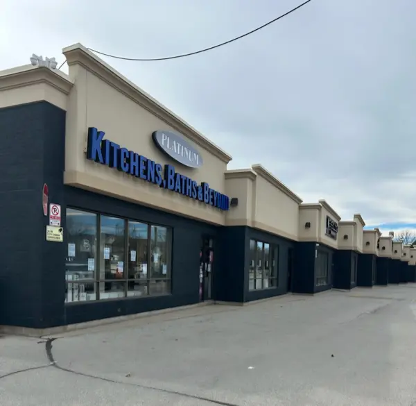 18 Thompson RD N #1-2, Milton, ON L9T 5N9