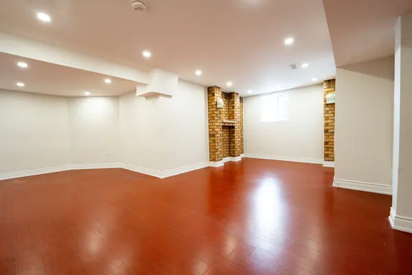 3163 Galbraith DR #BSMT, Mississauga, ON L5L 3Y9