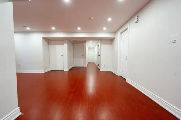 3163 Galbraith DR #BSMT, Mississauga, ON L5L 3Y9