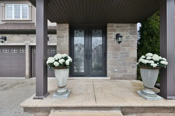 4663 Leanna Heights RD, Burlington, ON L7M 0E6