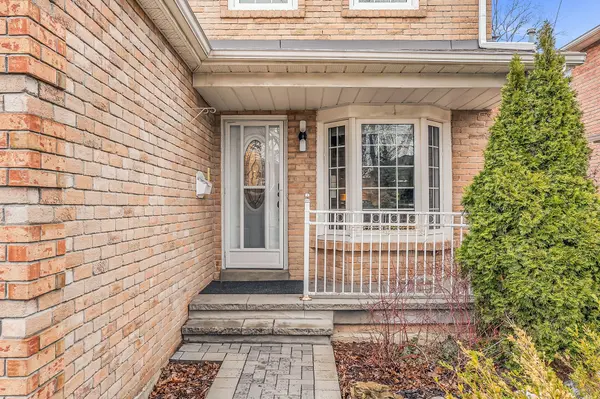 1205 Shagbark CRES #Upper, Mississauga, ON L5C 3N6