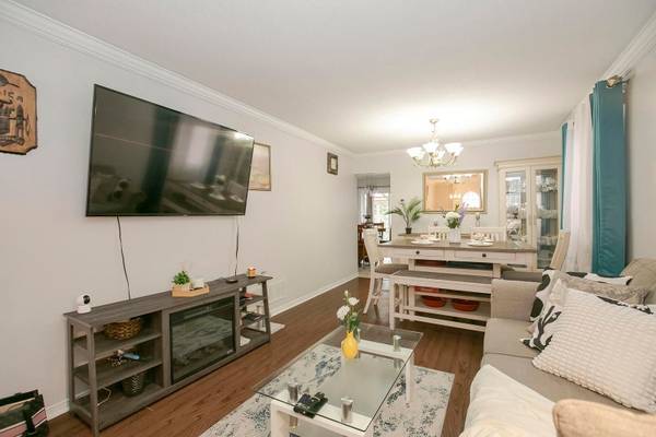 45 Vintage Gate, Brampton, ON L6X 5C3