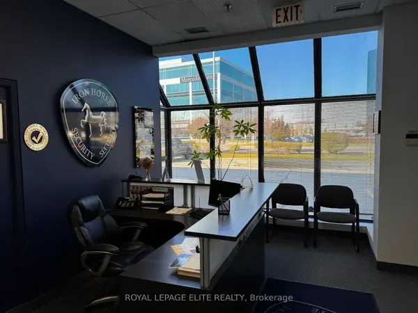 5160 Explorer DR #9, Mississauga, ON L4W 4T7