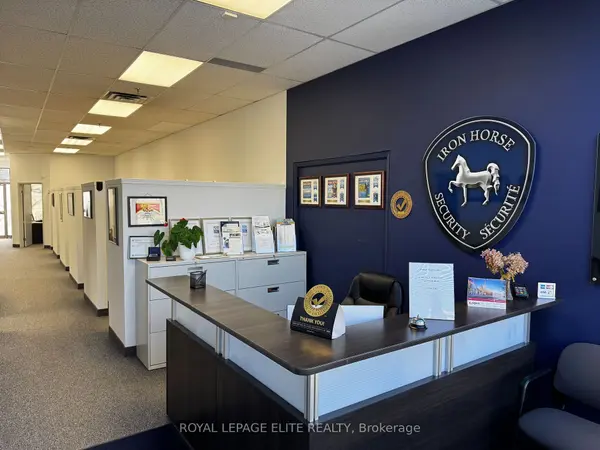 5160 Explorer DR #9, Mississauga, ON L4W 4T7