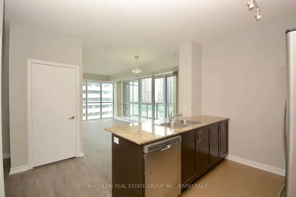 4070 Confederation Pkwy #902, Mississauga, ON L5B 0E9
