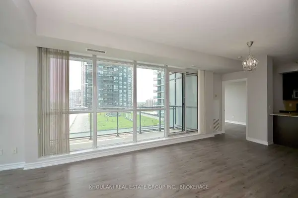 4070 Confederation Pkwy #902, Mississauga, ON L5B 0E9