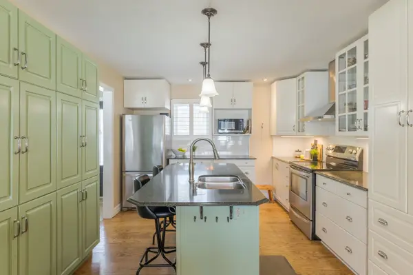 1 Lakeshore BLVD, Selwyn, ON K0L 1T0