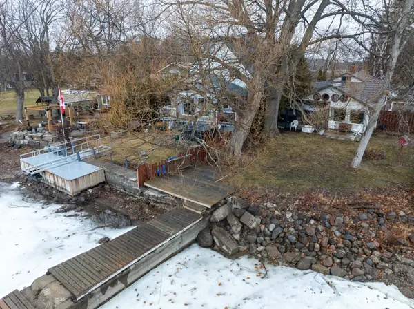 15 Sturtivans LN, Front Of Leeds & Seeleys Bay, ON K7G 2V4