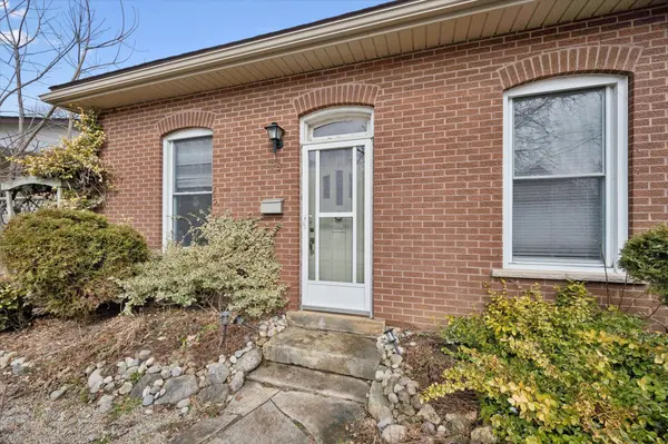 98 Hearn AVE, Guelph, ON N1H 5Y5