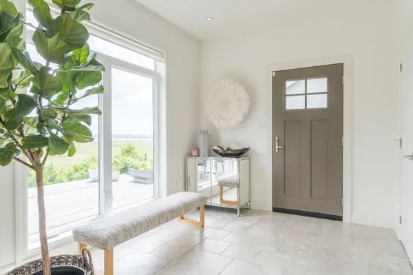 1009 Serpent Mounds RD, Otonabee-south Monaghan, ON K0L 2G0