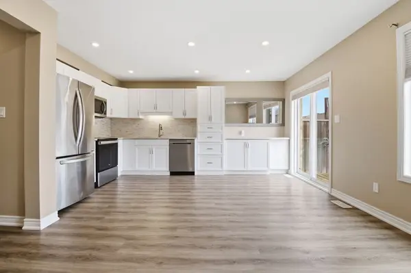 323 Silverwood AVE, Welland, ON L3C 0C5