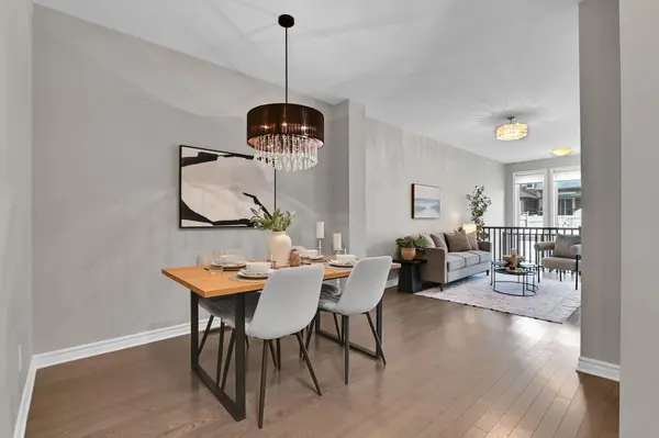 322 Fergus CRES, Barrhaven, ON K2J 5S4