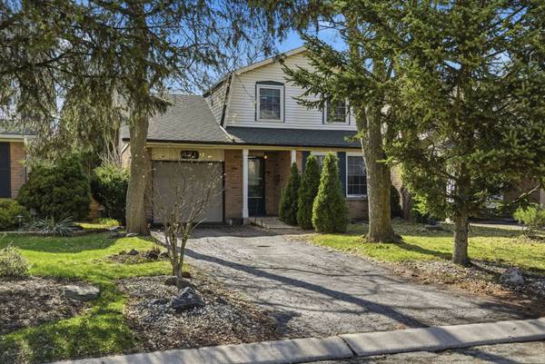 471 KNIGHTSBRIDGE CRES, Hamilton, ON L9G 3S4