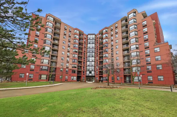 600 Talbot ST #1004, London East, ON N6A 5L9