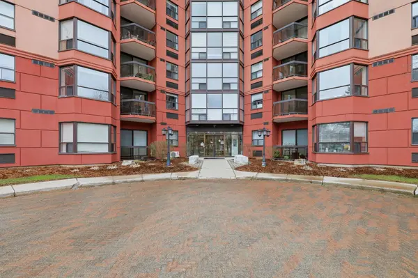 600 Talbot ST #1004, London East, ON N6A 5L9