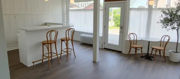 301 Derby RD, Fort Erie, ON L0S 1B0