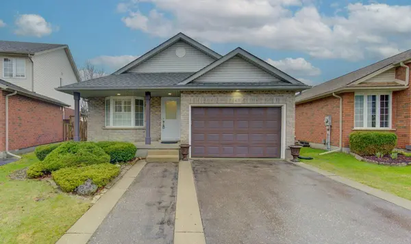 431 Lausanne CRES, Waterloo, ON N2T 2X6