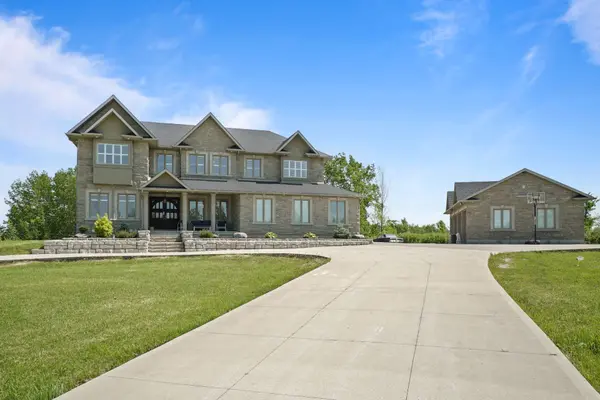 119 Ishwar DR, Georgian Bluffs, ON N0H 1S0