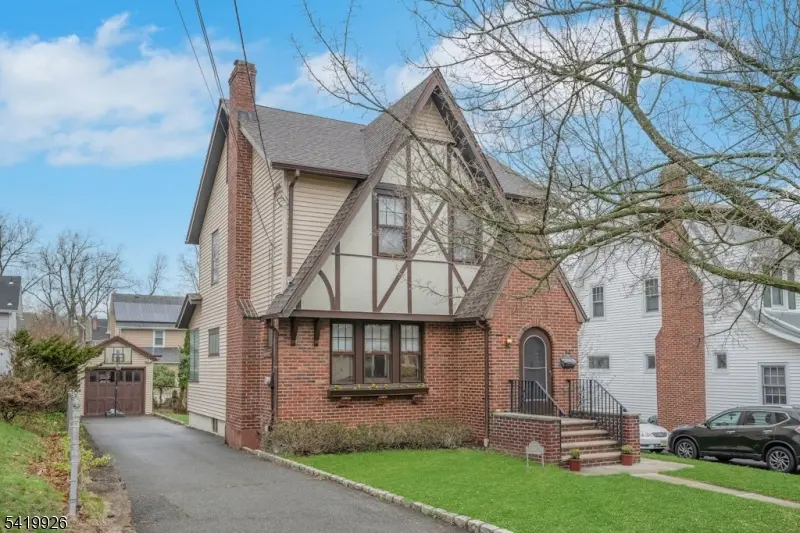 52 Morningside Rd, Verona Twp., NJ 07044