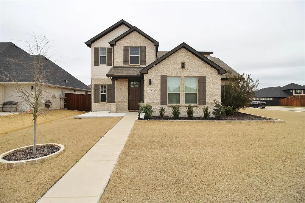 218 Mockingbird Drive, Waxahachie, TX 75165