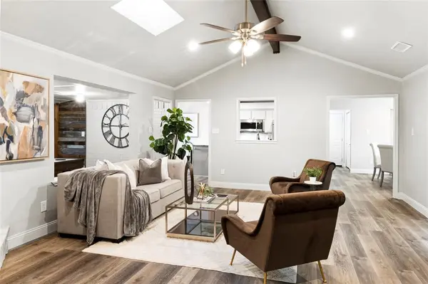 1140 Stoney Creek Drive, Cedar Hill, TX 75104