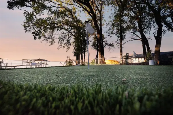 319 Admiral Drive, Gun Barrel City, TX 75156