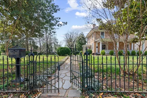 201 Harrison ST, Lynchburg, VA 24504