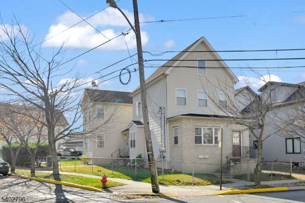 48 Main Ave, Wallington Boro, NJ 07057