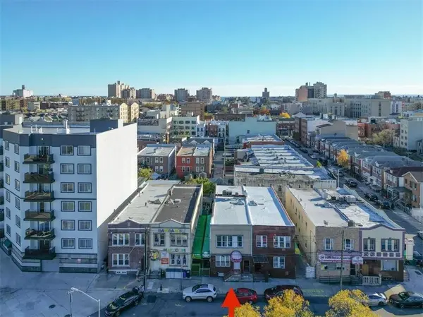 712 Banner AVE, Brooklyn, NY 11235