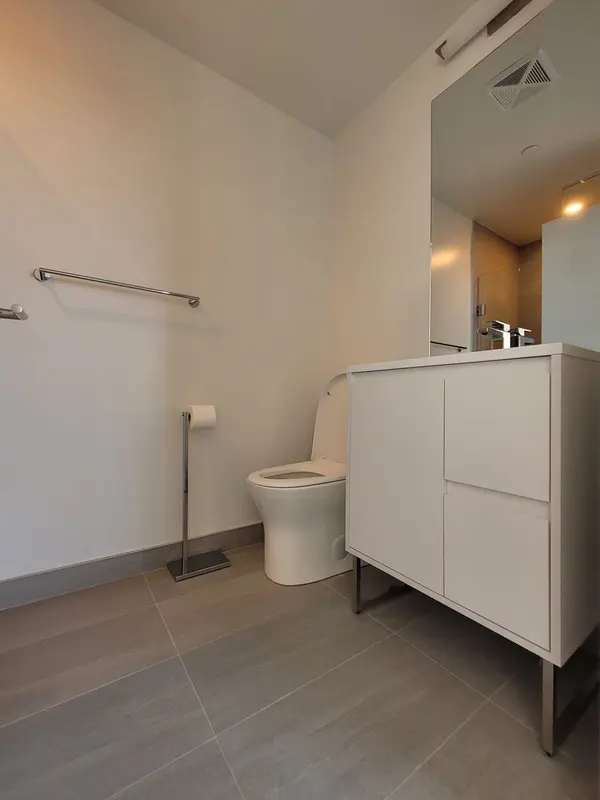 1 Quarrington LN #3104, Toronto C13, ON M3C 0S4