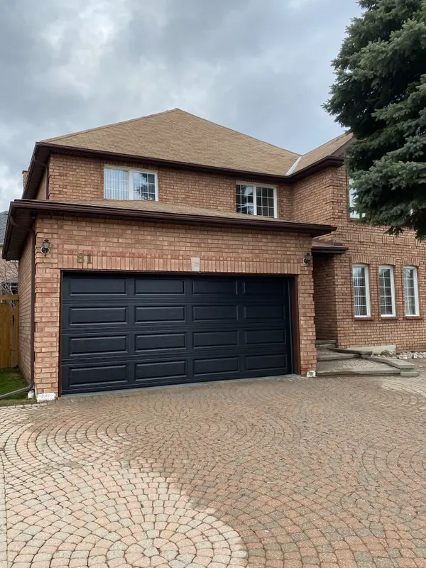 81 Dalmatian CRES, Toronto E10, ON M1C 4W8