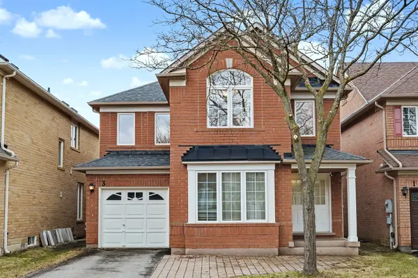 3 Drawbridge DR, Markham, ON L6C 2B2