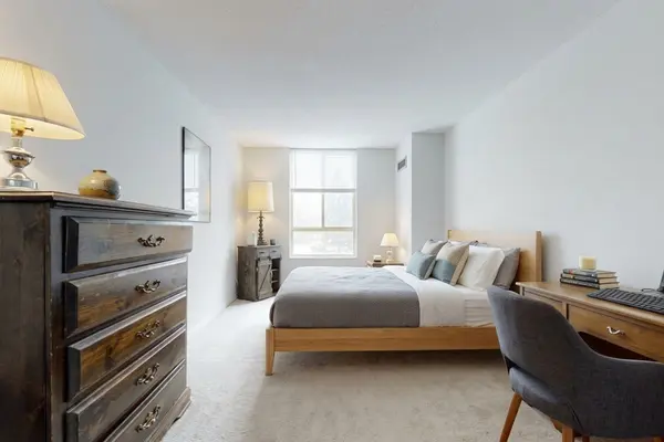 20 Cherrytree DR #211, Brampton, ON L6Y 3V1