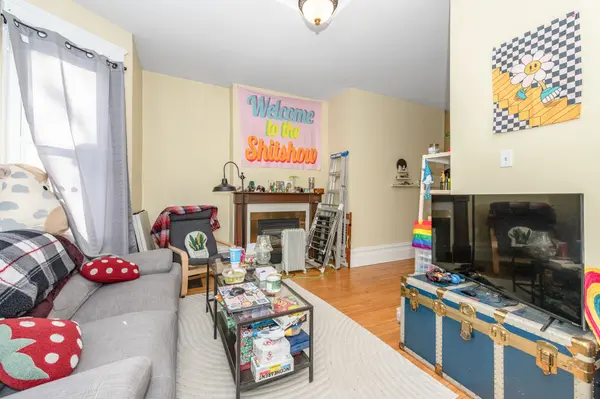 121 Osgoode ST, Lower Town - Sandy Hill, ON K1N 6S5