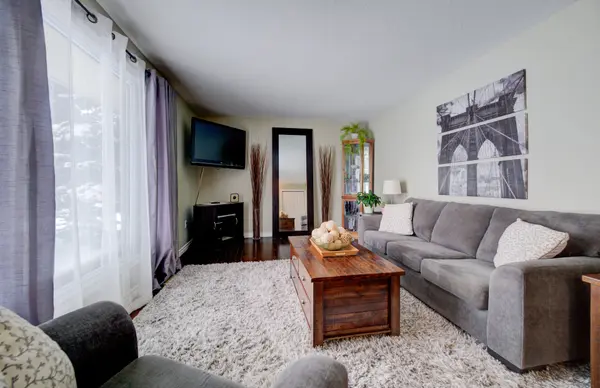 29 John ST W, Minto, ON N0G 1M0