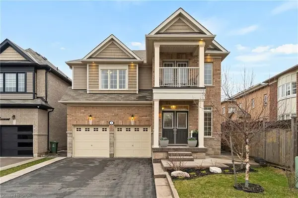4 Macbean CRES, Hamilton, ON L8B 0S5