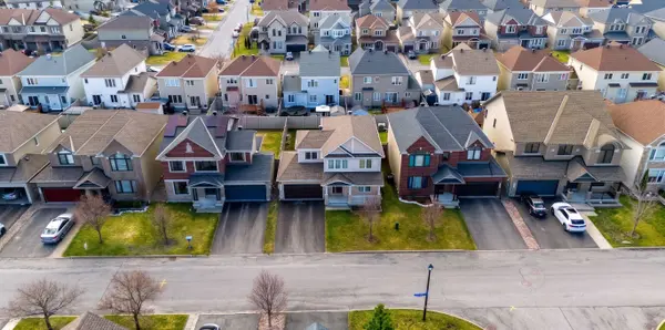 400 Nestleton ST, Orleans - Cumberland And Area, ON K4A 0W2