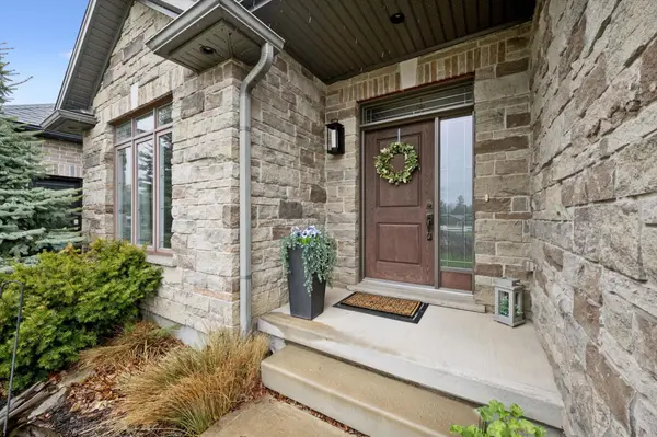 92 Jacob ST W, East Zorra-tavistock, ON N0B 2R0