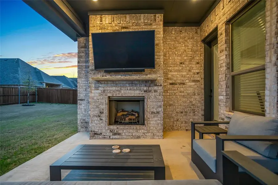 2217 Moore Valley Drive, Mckinney, TX 75071